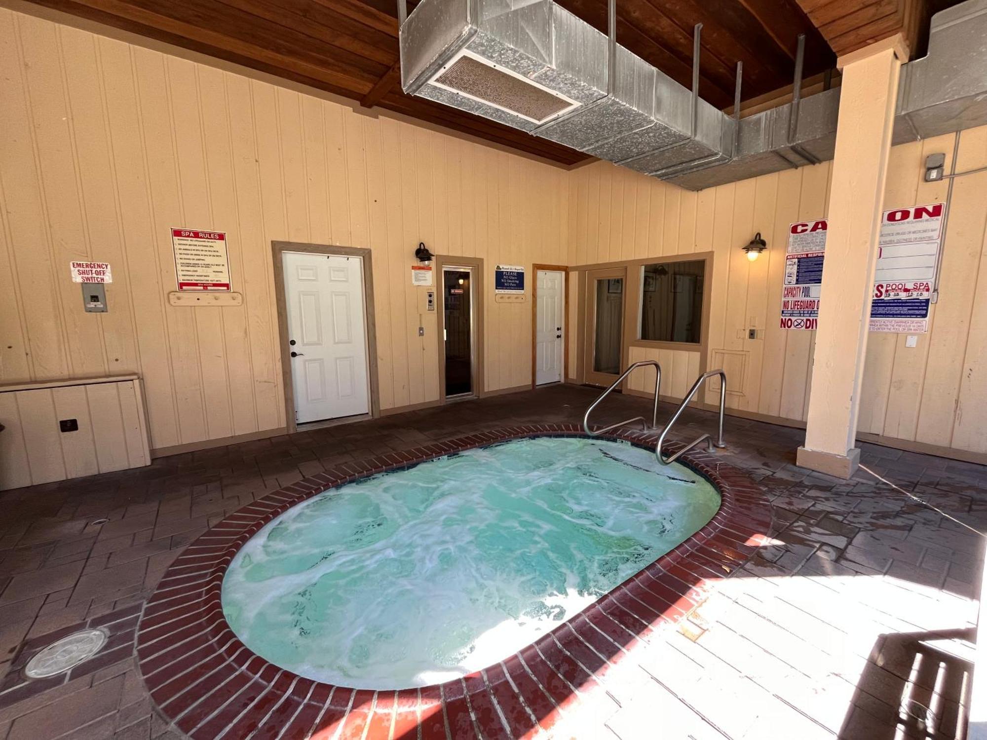 Tastefully Remodeled Condo At Mammoth Ski & Racquet Club, Hot Tub, Garage, 10 Min Walk To Ski Lifts Mammoth Lakes Dış mekan fotoğraf
