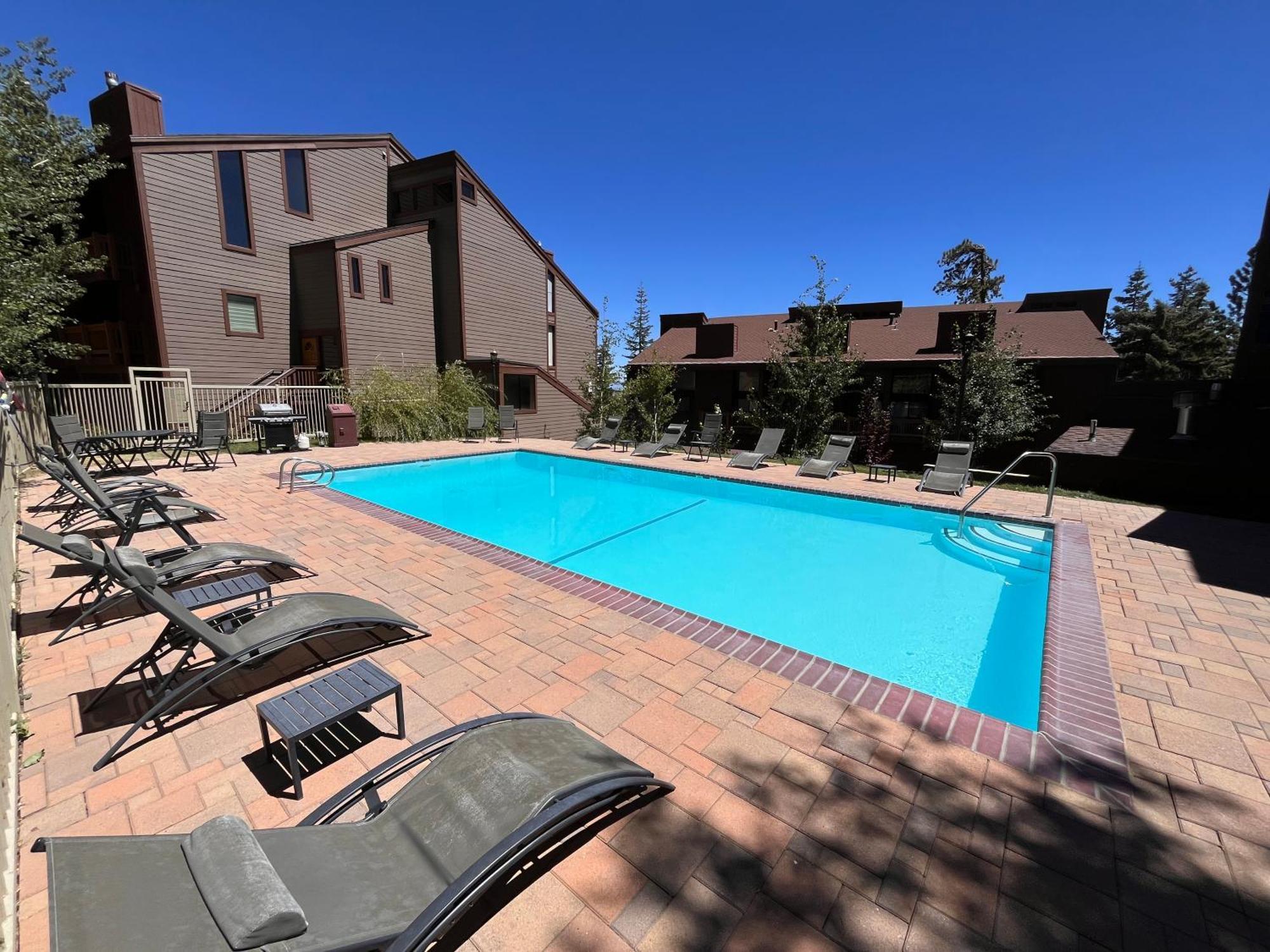 Tastefully Remodeled Condo At Mammoth Ski & Racquet Club, Hot Tub, Garage, 10 Min Walk To Ski Lifts Mammoth Lakes Dış mekan fotoğraf