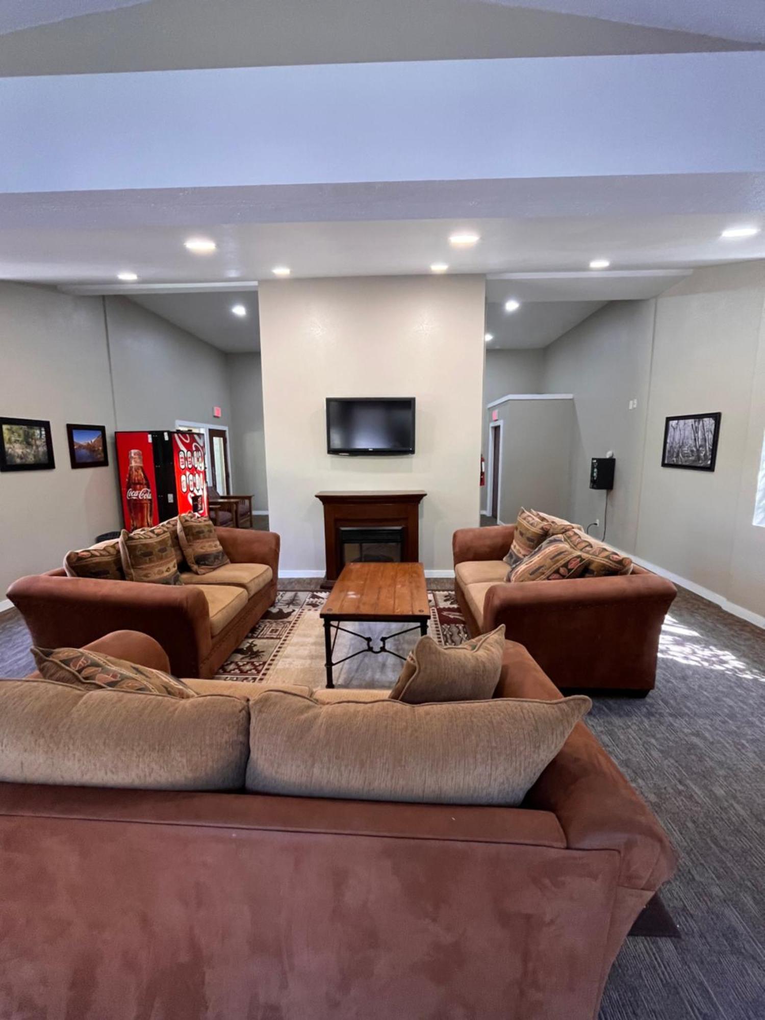 Tastefully Remodeled Condo At Mammoth Ski & Racquet Club, Hot Tub, Garage, 10 Min Walk To Ski Lifts Mammoth Lakes Dış mekan fotoğraf