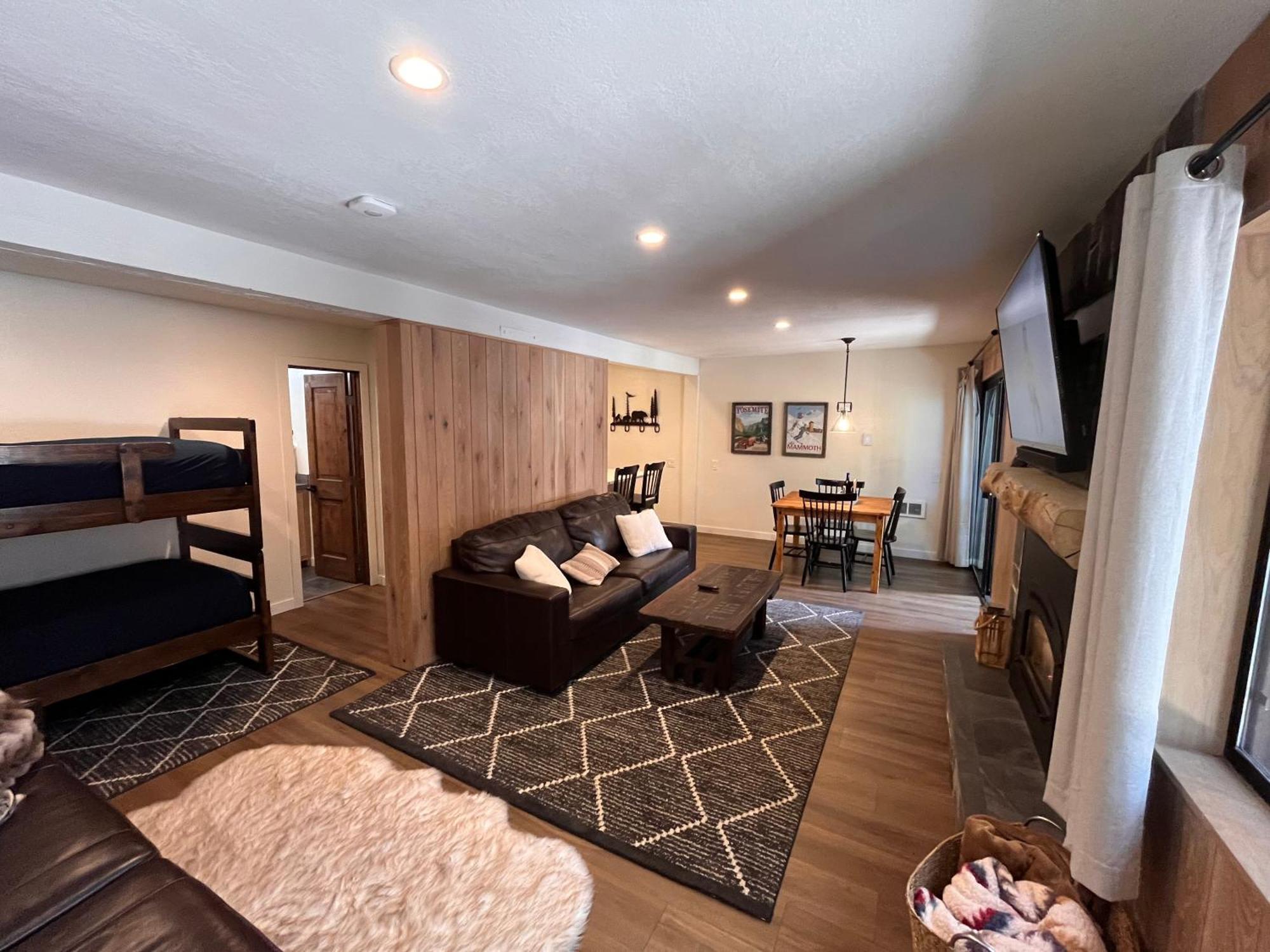 Tastefully Remodeled Condo At Mammoth Ski & Racquet Club, Hot Tub, Garage, 10 Min Walk To Ski Lifts Mammoth Lakes Dış mekan fotoğraf