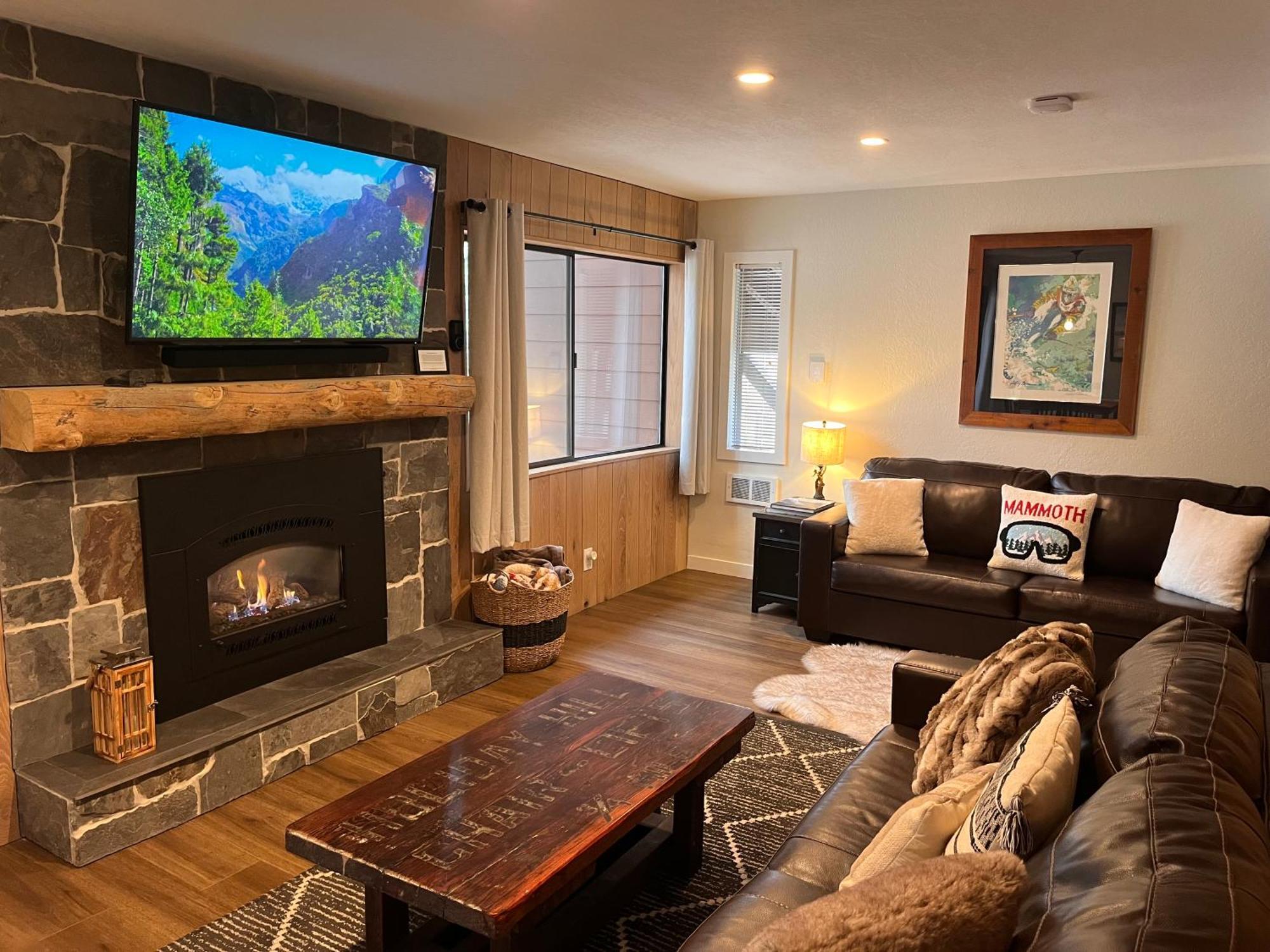 Tastefully Remodeled Condo At Mammoth Ski & Racquet Club, Hot Tub, Garage, 10 Min Walk To Ski Lifts Mammoth Lakes Dış mekan fotoğraf